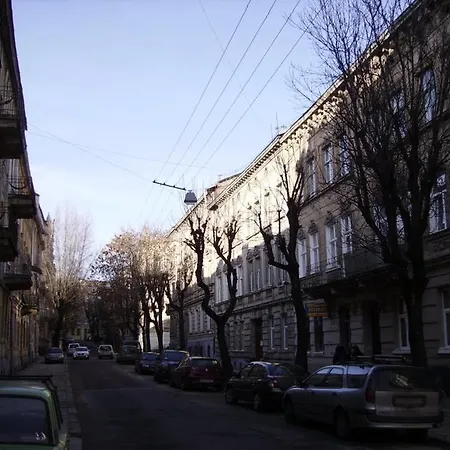 Novyi Apartment Lviv
